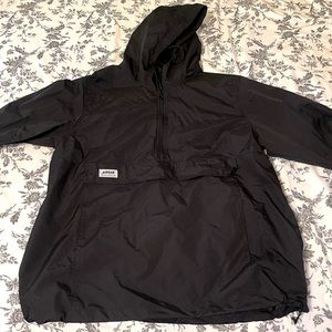 Water resistant wind breaker